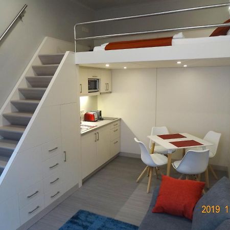 Old Buda Studio Apartment Boedapest Buitenkant foto